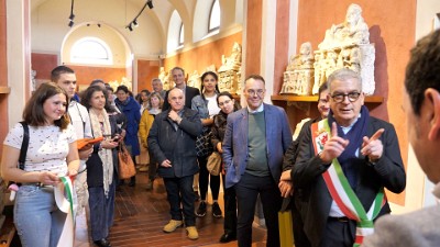 Arbeiten im Etruskischen Museum von Volterra (2)