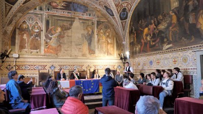 Abschlussfeier im Rathaus von Volterra