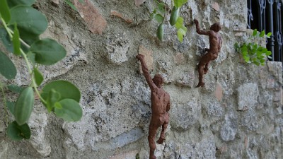 Renzo Gazzarri 
Sculptor (3)